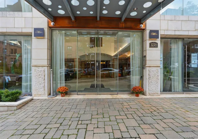 3220-arlington-ave-9a-bronx-ny-10463/hzid_e08089aa