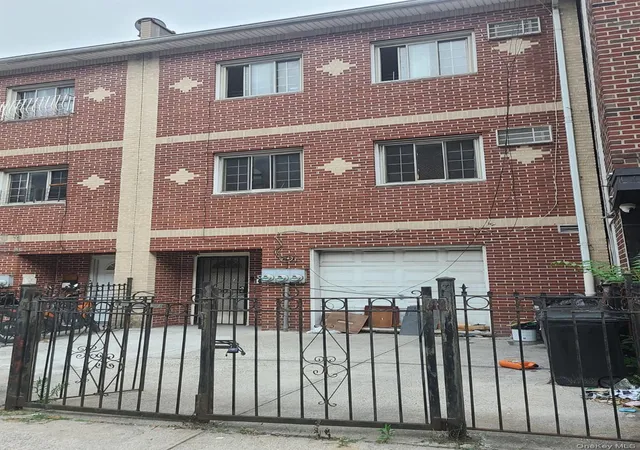 404-e-21st-street-brooklyn-ny-11226/hzid_a9ad279d