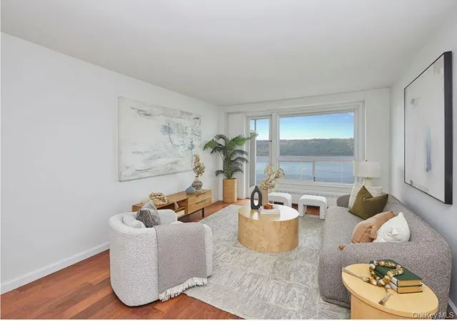 2575-palisade-ave-9f-new-york-ny-10463/hzid_0544449f