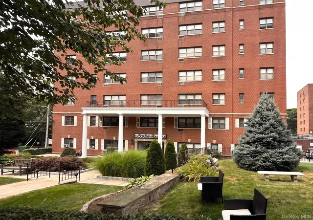 33-barker-ave-3f-white-plains-ny-10601/hzid_67ce32aa