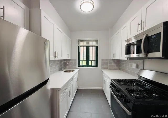 1705-purdy-st-3c-bronx-ny-10462/hzid_ad5871e2