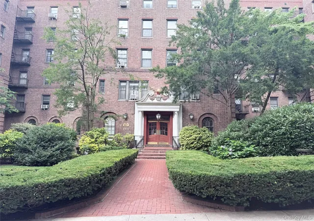 83-80-118-street-6c-kew-gardens-ny-11415/hzid_9661839b