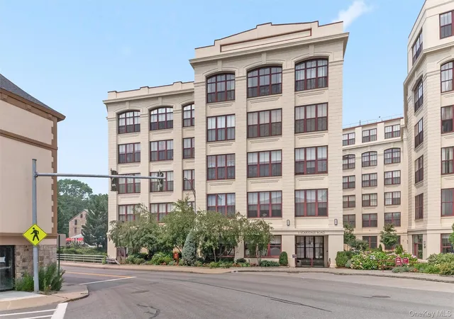 1-scarsdale-rd-202-tuckahoe-ny-10707/hzid_ae48d74b