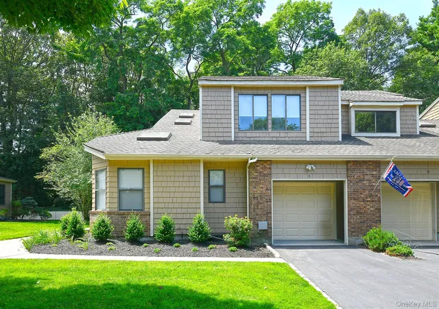 8-whitman-ridge-dr-huntington-ny-11747/hzid_6e54f4a7