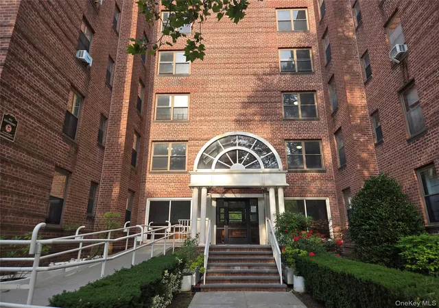 2190-brigham-st-4b-brooklyn-ny-11229/hzid_16351556