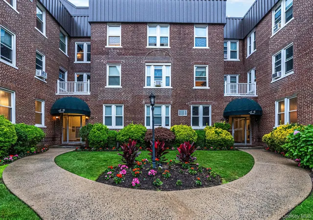 185-atlantic-ave-c11-lynbrook-ny-11563/hzid_6bc6abcf