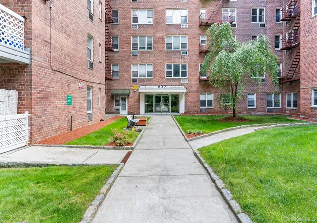 632-palmer-rd-8g-yonkers-ny-10701/hzid_50b37d5e