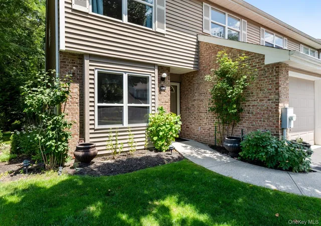 300-pond-view-ln-smithtown-ny-11787/hzid_97b9e879