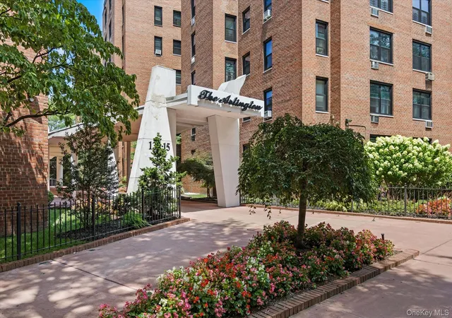 139-15-83rd-avenue-226-new-york-ny-11435/hzid_43ec9eee
