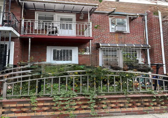 1309-e-52nd-street-new-york-ny-11234/hzid_d3010f17