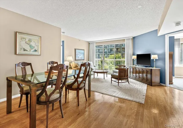10-stewart-pl-7fw-white-plains-ny-10603/hzid_c6cbd0a1
