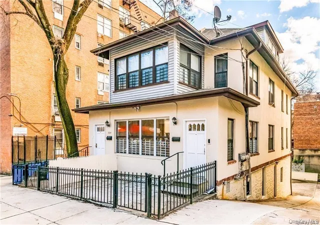 204-w-260th-street-bronx-ny-10471/hzid_f04d4a7f