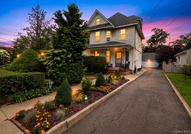 86-woods-ave-hempstead-ny-11570/hzid_7d442017