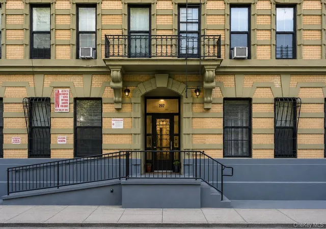 207-west-144th-st-5c-new-york-ny-10030/hzid_d8276dca