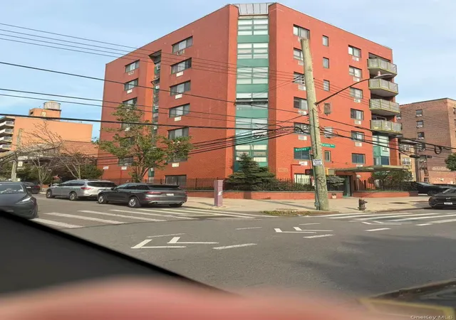 4133-parsons-blvd-8a-flushing-ny-11355/hzid_cf24645d