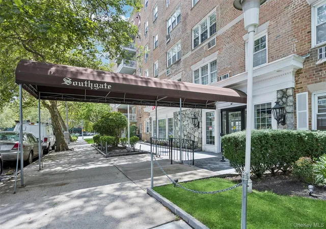 14930-88th-st-2e-new-york-ny-11414/hzid_89e646c1