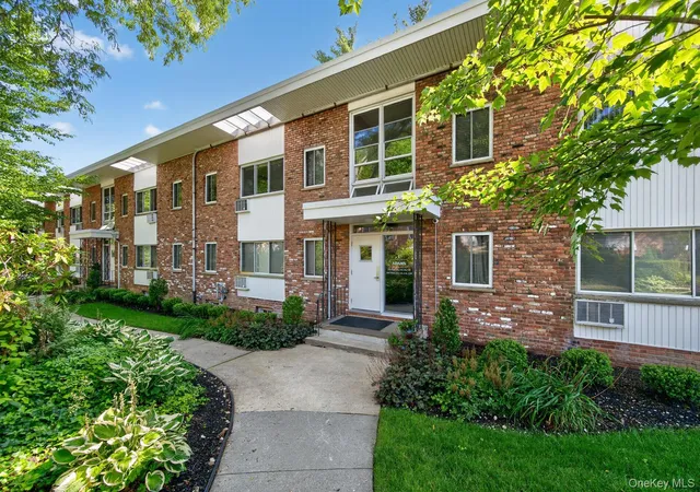 200-lexington-1f-oyster-bay-ny-11771/hzid_3df19c60