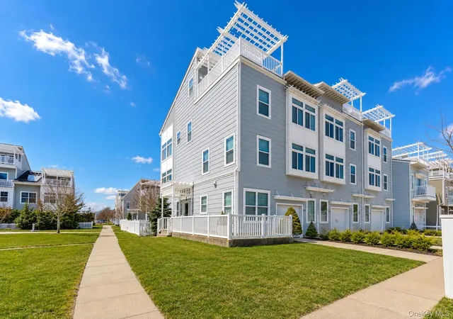 6428-ocean-ave-s-new-york-ny-11692/hzid_ccb5f721