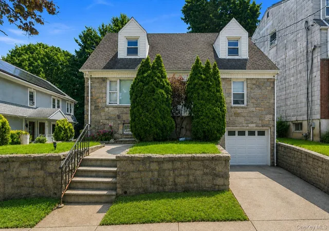 114-greenvale-ave-yonkers-ny-10703/hzid_e9f6eb9d