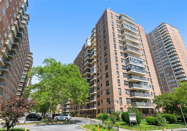 42-55-colden-st-15j-new-york-ny-11355/hzid_d5752bf9