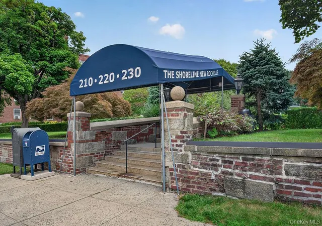 210-pelham-rd-2f-new-rochelle-ny-10805/hzid_e9cf66b0