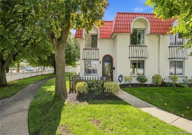 1-alhambra-dr-hempstead-ny-11572/hzid_064d4e50