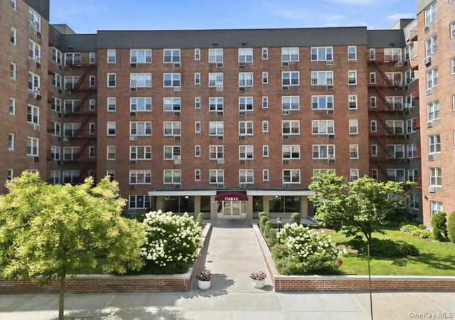 3-sadore-ln-7p-yonkers-ny-10710/hzid_4d6350ad