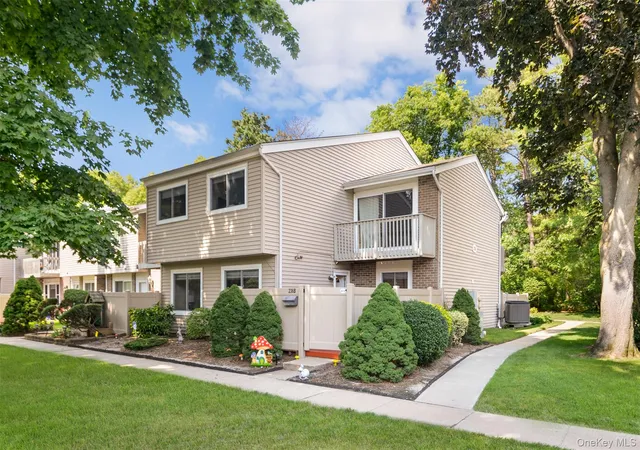236-springmeadow-dr-b-islip-ny-11741/hzid_61420bfd
