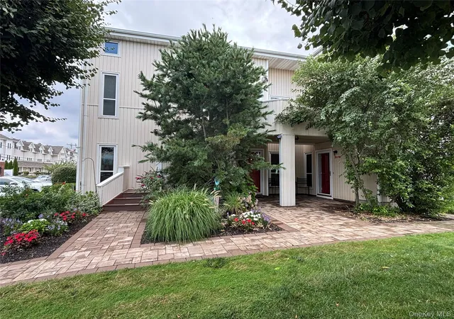 31-anchor-st-u-hempstead-ny-11520/hzid_6e55c582