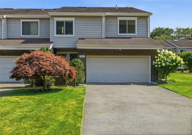 93-boathouse-ln-w-islip-ny-11706/hzid_25fb35b3