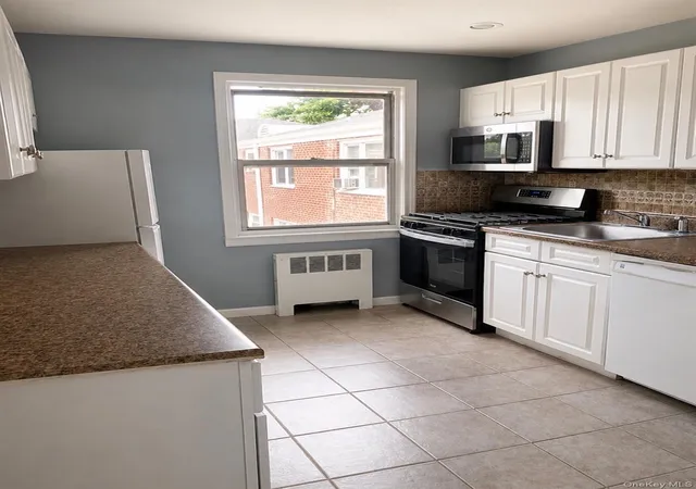 205-w-post-rd-e2h-white-plains-ny-10606/hzid_1e9bc594