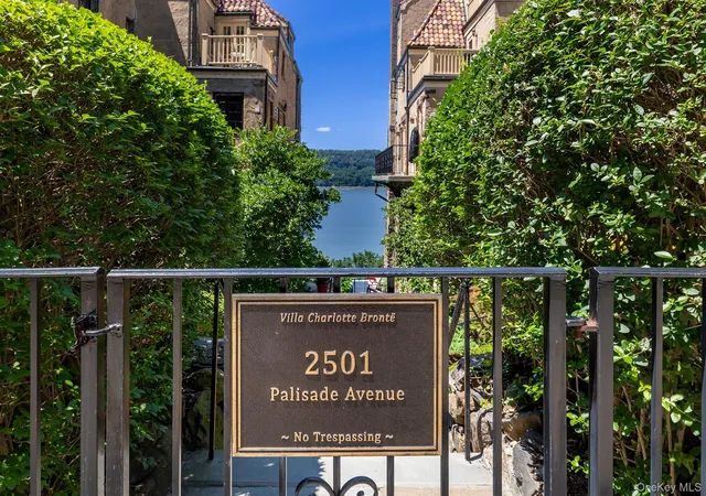2501-palisade-ave-c1-new-york-ny-10463/hzid_4b5607b7