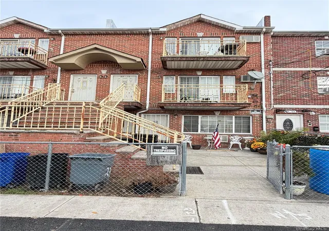 94-81-218th-street-new-york-ny-11428/hzid_09e1cff6
