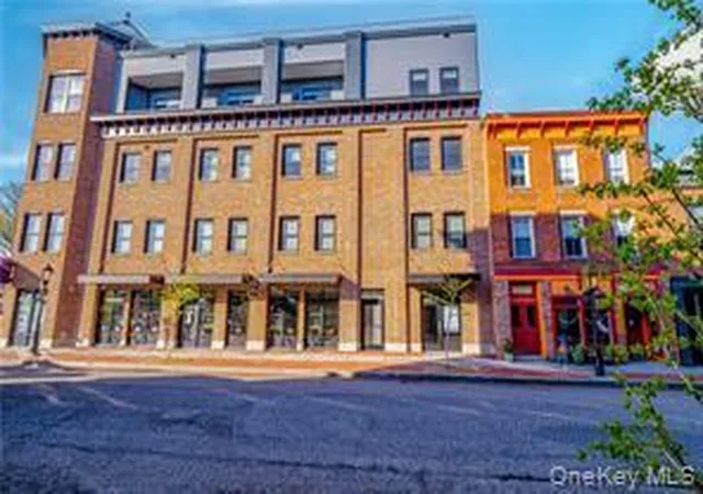 226-main-st-301-beacon-ny-12508/hzid_412a9f22
