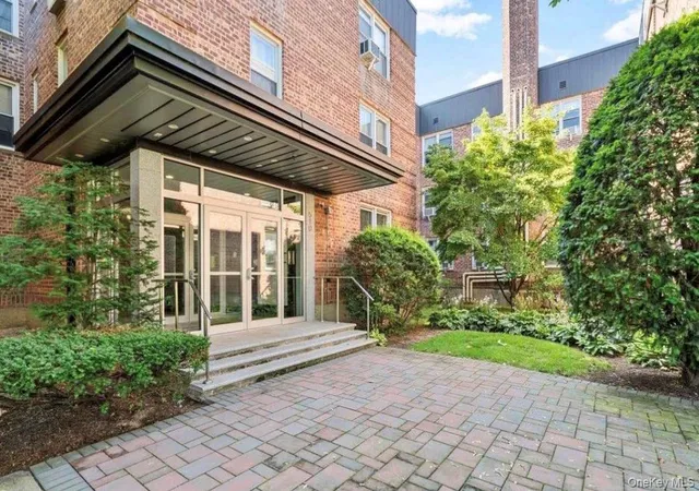 510-dubois-ave-3-c-hempstead-ny-11581/hzid_7022760e