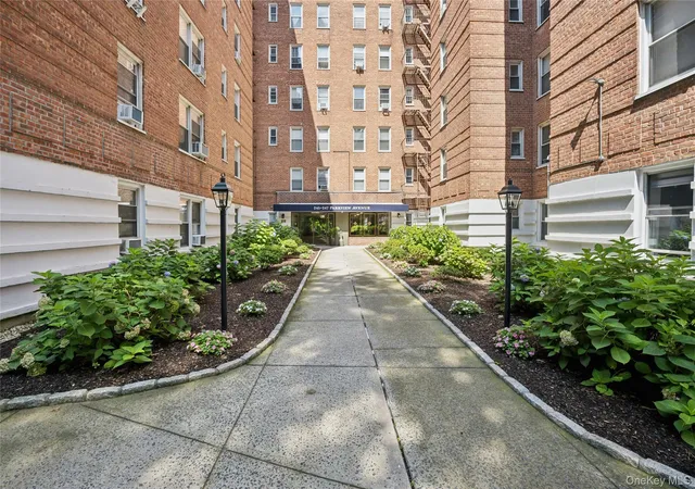 247-parkview-ave-3p-yonkers-ny-10708/hzid_b037eaea