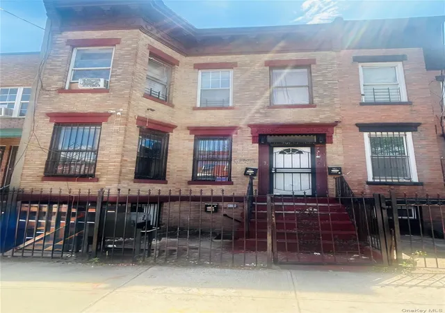 1596-saint-marks-ave-new-york-ny-11233/hzid_a890869d