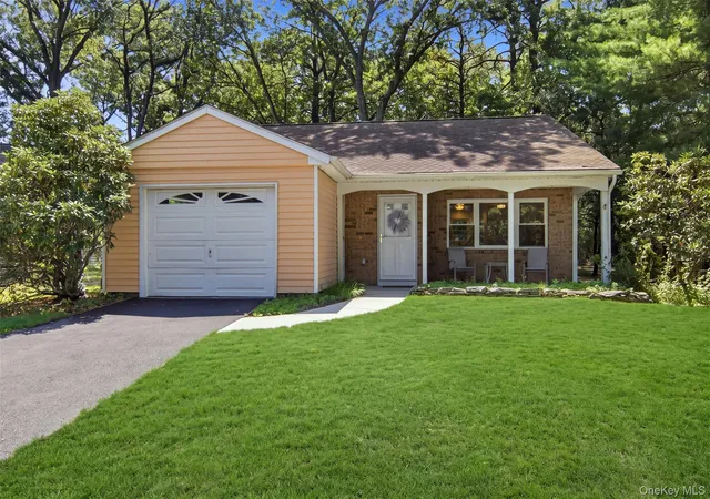 254-edinburgh-dr-brookhaven-ny-11961/hzid_2f5d56ae