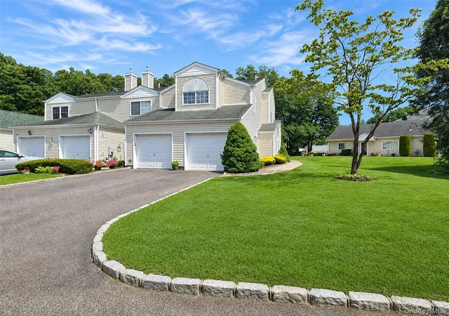 333-prairie-ct-brookhaven-ny-11949/hzid_d46a5ec9