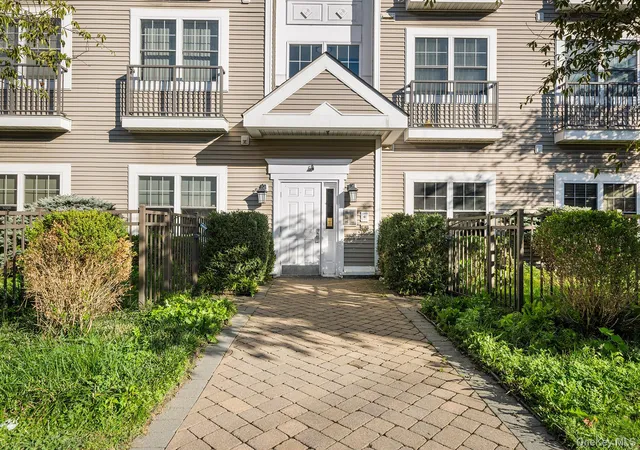 5-minerva-pl-2c-white-plains-ny-10601/hzid_aca84637