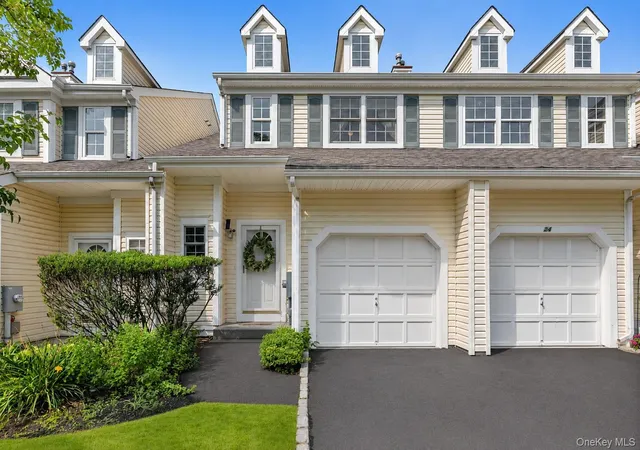 26-scarborough-dr-smithtown-ny-11787/hzid_a1cba578