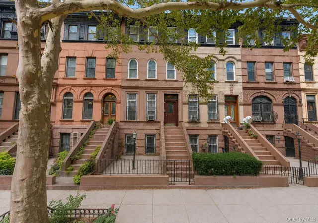 393-park-pl-new-york-ny-11238/hzid_f956ec34