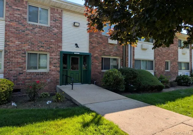 2435-union-blvd-7b-islip-ny-11751/hzid_9819ef93