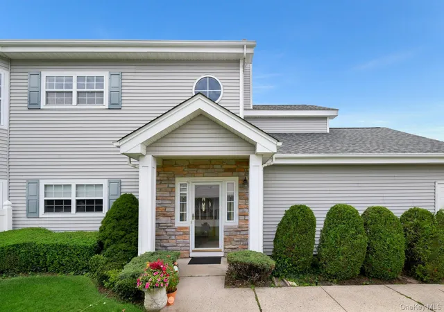 533-highland-ct-brookhaven-ny-11955/hzid_30ab9cc9