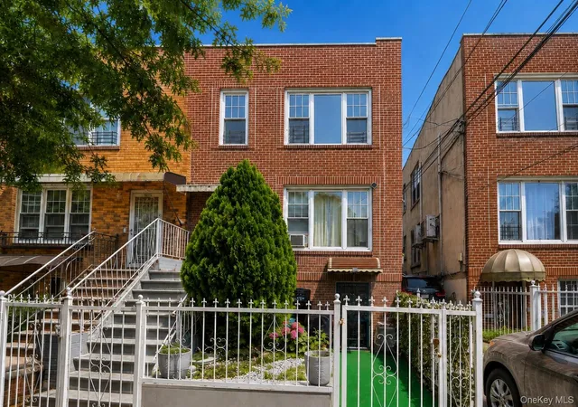 952-e-217th-street-new-york-ny-10469/hzid_9a38921f