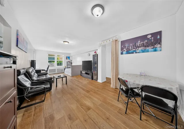 42-40-bowne-st-2k-new-york-ny-11355/hzid_4e4d20f7