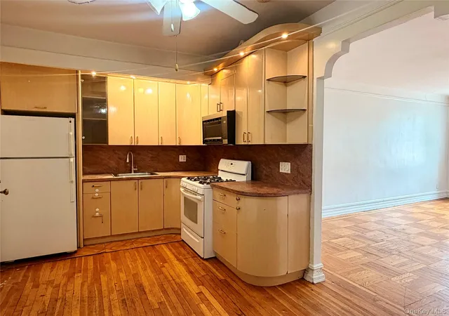 1717-avenue-n-2k-new-york-ny-11230/hzid_0231632b