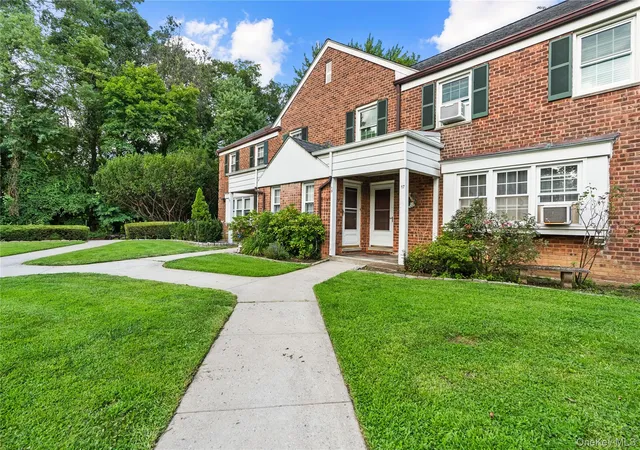 17-robins-crescent-17-new-rochelle-ny-10801/hzid_94ca5134