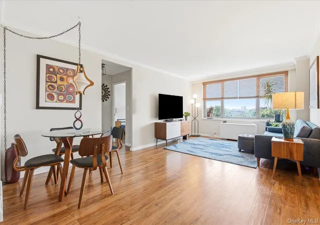 7025-yellowstone-blvd-8q-new-york-ny-11375/hzid_7e7bac28