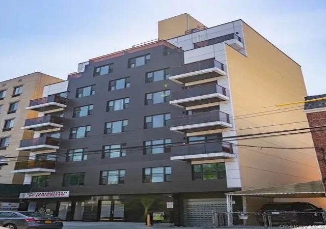14610-35th-avenue-2d-new-york-ny-11354/hzid_825ce366